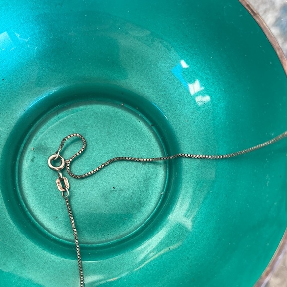 Tinkerbell Charm w Crystals - Picture 5 of 7